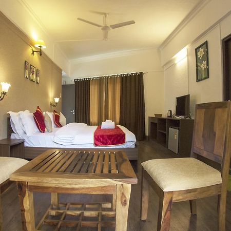 Velvet County Resort & Spa Lonavala Exteriör bild