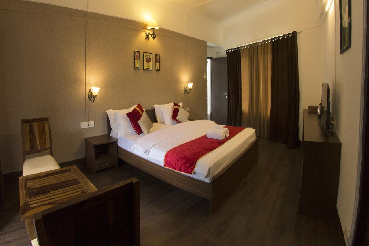 Velvet County Resort & Spa Lonavala Exteriör bild