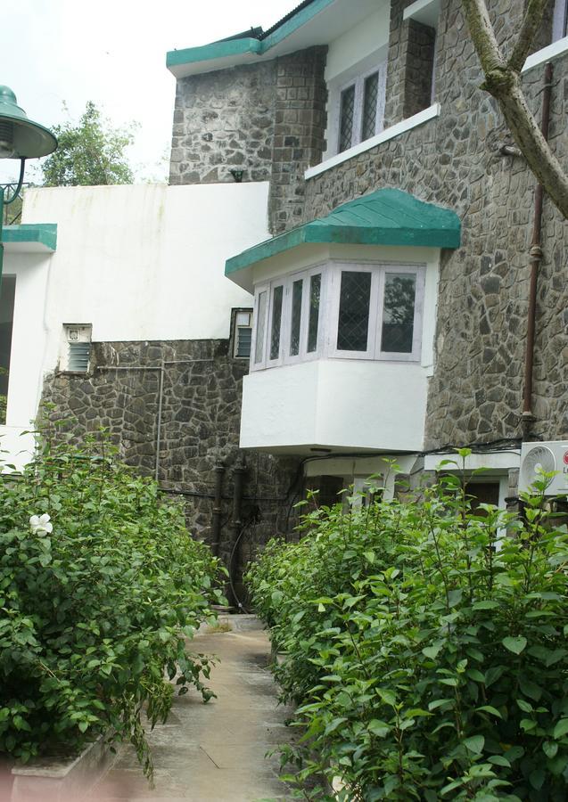 Velvet County Resort & Spa Lonavala Exteriör bild
